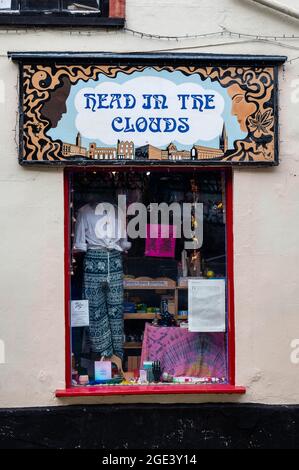 Gehen Sie in die Wolken Schaufenster in Pottergate Norwich City Stockfoto