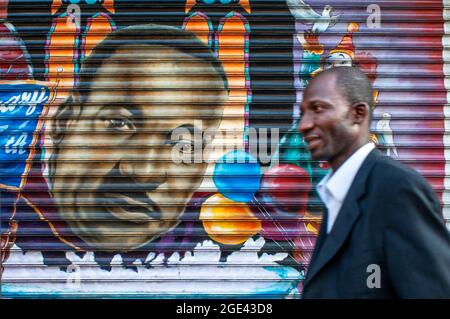 Wandmalereien an einer Fassade in Harlem, Manhattan, New York City, New York, USA, Nordamerika. Im frühen 20. Jahrhundert, die Nachbarschaft von Ha Stockfoto