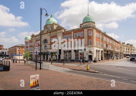 Das alte Opernhaus von Tunbridge Wells, heute ein Pub und Restaurants. In Tunbridge Wells Kent. Stockfoto