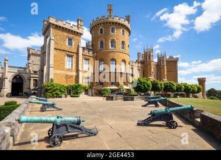 Schloss Belvoir - Cannon Terrace Belvoir Castle Vale von Belvoir Grantham Leicestershire England GB Europa Stockfoto