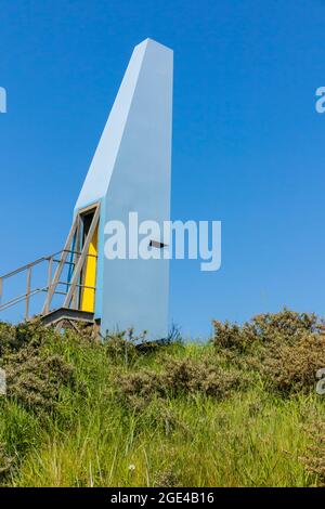 Der Sound Tower in Six Marshes in der Nähe von Chapel St Leonards auf dem English Coast Path National Trail in Lincolnshire East Midlands England. Stockfoto