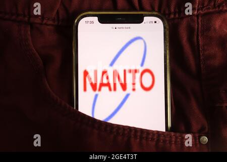 KONSKIE, POLEN - 04. August 2021: Logo der Nanto Bank Ltd auf dem Mobiltelefon angezeigt Stockfoto