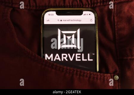 KONSKIE, POLEN - 04. August 2021: Logo von Marvell Technology Inc auf dem Mobiltelefon Stockfoto