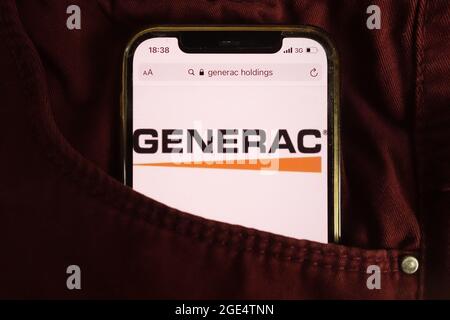KONSKIE, POLEN - 04. August 2021: Das Logo von Generac Holdings Inc wird auf dem Mobiltelefon angezeigt Stockfoto