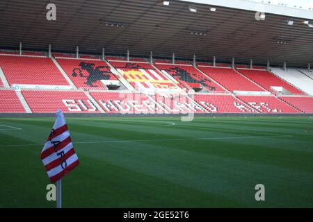 SUNDERLAND, GROSSBRITANNIEN. 16. AUGUST Gesamtansicht während des Spiels der PL 2 Division 2 zwischen Sunderland und Fulham im Stadium of Light, Sunderland, am Montag, den 16. August 2021. (Kredit: Will Matthews | MI News) Kredit: MI News & Sport /Alamy Live News Stockfoto