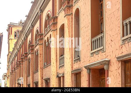 Detail der Architektur der Universidad de Cartagena, Cartagena de Indias, Colombiana. Stockfoto