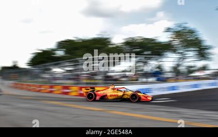 08. August 2021: Ryan Hunter-Reay, Fahrer der NTT IndyCar Series, fährt den DHL Andretti Autosport Honda während des ersten Big Machine Music City Grand Prix auf den Straßen von Nashville in Nashville, TN, in die vierte Runde. Austin McAfee/CSM Stockfoto