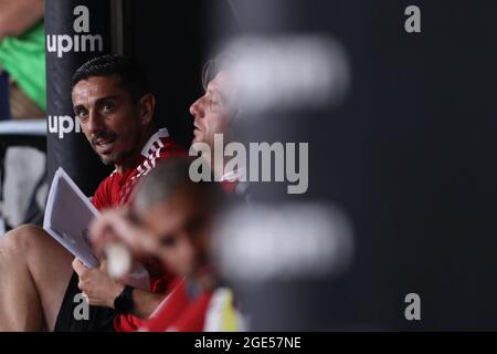 Genua, Italien, 16. August 2021. Moreno Longo Cheftrainer von US Alessandria beim Coppa Italia-Spiel in Luigi Ferraris, Genua. Bildnachweis sollte lauten: Jonathan Moscrop / Sportimage Kredit: Sportimage/Alamy Live Nachrichten Kredit: Sportimage/Alamy Live Nachrichten Stockfoto