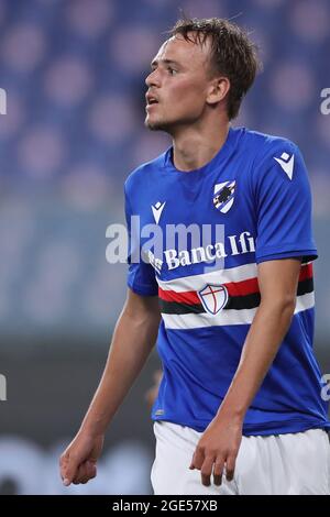 Genua, Italien, 16. August 2021. Mikkel Damsgaard von UC Sampdoria während des Coppa Italia-Spiels bei Luigi Ferraris in Genua. Bildnachweis sollte lauten: Jonathan Moscrop / Sportimage Kredit: Sportimage/Alamy Live Nachrichten Kredit: Sportimage/Alamy Live Nachrichten Stockfoto