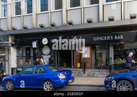 Außenansicht von Purnell's Bistro und Ginger's Bar, Birmingham, Großbritannien Stockfoto