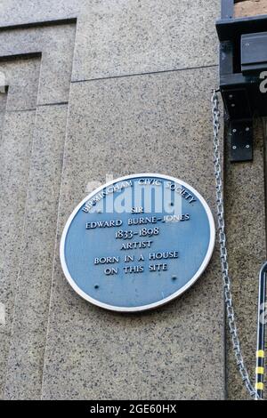 Blaue Plakette der Birmingham Civic Society an artis Sir Edward Burne-Jones 1833-1898 Born here. Stockfoto