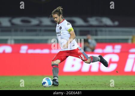 Turin, Italien. 15. August 2021. Michele Castagnetti von uns Cremonesen kontrolliert den Ball während des Coppa Italia-Spiels zwischen dem FC Turin und uns Cremonesen im Stadio Olimpico Grande Torino Stockfoto