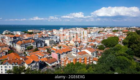 Arcachon (Südwestfrankreich): Überblick über die Stadt und die Bucht vom belvedere der Sternwarte von Sainte Cecile Stockfoto