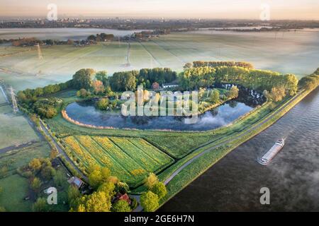 Niederlande, Nigtevecht, Fort bij Nigtevecht. Teil der Neuen Niederländischen Wasserlinie in der Nähe des Amsterdam-Rhein-Kanals. UNESCO-Weltkulturerbe. Niederländische Wa Stockfoto