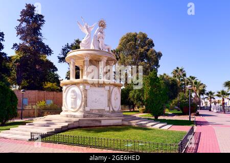 Monumento a La Virgen de las Angustias Denkmal für unsere Dame der Trauer schutzpatronin von Ayamonte. Navarro Park Stadtgärten Ayamonte Huelva Spanien Stockfoto