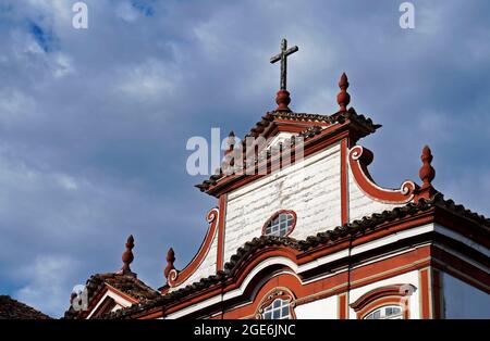 Barockkirche (Detail) in Diamantina, Minas Gerais, Brasilien Stockfoto