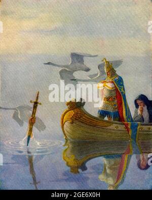 Newell Convers Wyeth ( N C Wyeth) Kunstwerk - König Arthur mit Excalibur am See Stockfoto