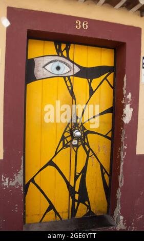 Bemalte Tür, Rua Santa Maria, Altstadt, Funchal, Madeira, Portugal, Europa Stockfoto