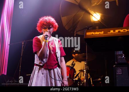 14. August 2021: Die britische Sängerin Phoebe Green tritt in Liverpool in der Invisible Wind Factory auf (Foto: © Andy von Pip/ZUMA Press Wire) Stockfoto