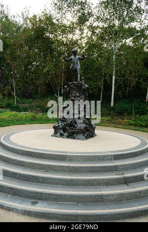 Statue von Peter Pan in den Kensington Gardens Stockfoto