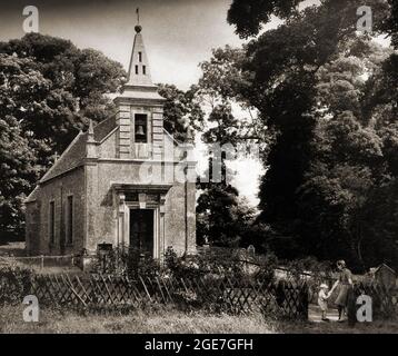 Ein Bild des kleinen Gidding Kirchhofs, (gewidmet dem Evangelisten Johannes) Cambridgeshire / Huntingdonshire, England, wie es in den späten 1940er Jahren war.das früheste bekannte Gebäude an der Stelle war mit den Tempelrittern verbunden Stockfoto