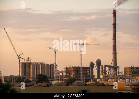 Eine Baustelle einer modernen Fabrik Stockfoto