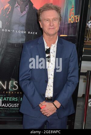 Los Angeles, USA. August 2021. Bruce Jones kommt im Warner Bros. Pictures 'Reminiscence' Los Angeles Premiere im TCL Chinese Theatre am 17. August 2021 in Hollywood, Kalifornien Credit: Tsuni/USA/Alamy Live News Stockfoto