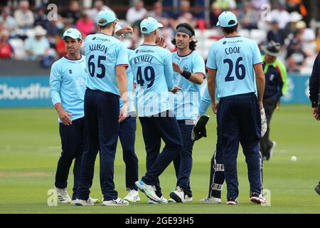 Shane Snater of Essex feiert das Wicket von Ollie Robinson während Essex Eagles gegen Kent Spitfires, Royal London One-Day Cup Cricket im CL Stockfoto