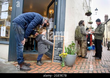 Woodruffs Organic Café in der Stadt Stroud in Gloucestershire, Großbritannien Stockfoto