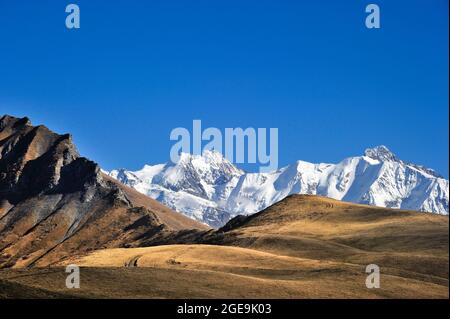 FRANKREICH, HAUTE-SAVOIE (74) MONT-BLANC-LAND, MEGEVE-GEBIET, WANDERN BIS SEHR PASS, DER COL DE VERY UND CROIX DE PIERRE PASS, BLICK AUF AIGUILLE CROCHE UND Stockfoto