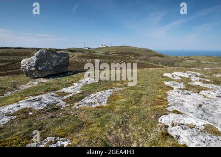 Great Ormes Head oder Pen y Gogarth in der Nähe von Llandudno an der Küste von Nordwales, Großbritannien, mit Blick auf den Gipfel Stockfoto