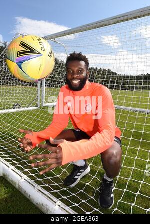 Embargo für Sonntagszeitungen 22. August 21 Oriam Sports Centre Edinburgh, Schottland Großbritannien 13. Aug-21 Hearts Beni Baningime Pressekonferenz für Sonntage Scottish Premiership Match gegen Aberdeen Credit: eric mccowat/Alamy Live News Stockfoto