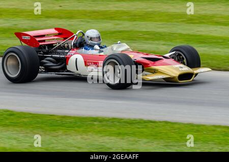 Lotus-Cosworth 49B beim Goodwood Festival of Speed Rennsport 2014. Den Berg hinauffahren Stockfoto