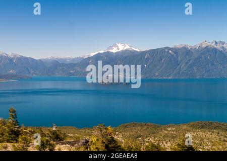 Lago Todos los Santos (See aller Heiligen) mit Vulkan Monte Tronador im Hintergrund, Chile Stockfoto