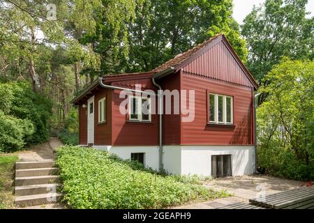 Caputh bei Potsdam, Einsteinhaus, Landhaus für Albert Einstein, 1929 von Konrad Wachsmann erbaut, Gartenhaus Stockfoto