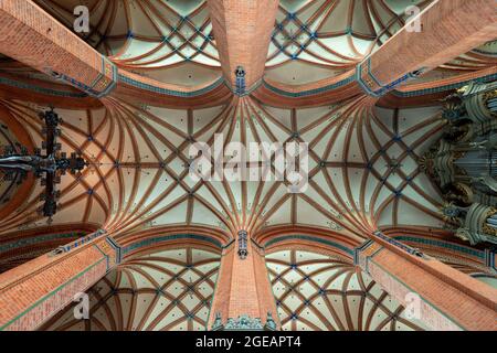 Güstrow, Pfarrkirche St. Marien, Marienkirche, Gewölbe im Mittelschiff Stockfoto