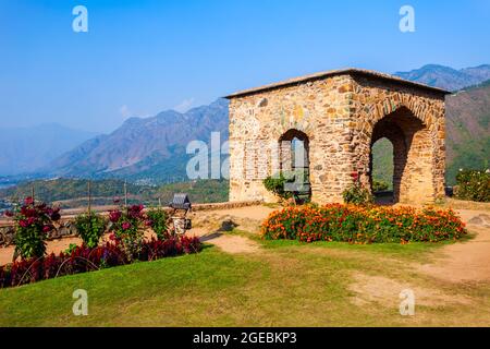 Pari Mahal oder Palast der Feen ist ein terrassenförmiger Garten in Srinagar Stadt, Jammu und Kaschmir Zustand von Indien Stockfoto