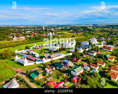 Fürbitte oder Pokrovsky Kloster Luftpanorama in Susdal Stadt, Goldener Ring von Russland Stockfoto