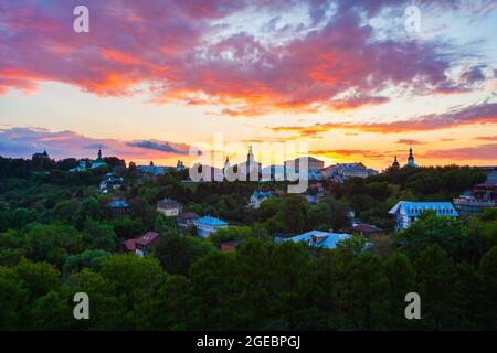 Vladimir Stadtzentrum Luftpanorama bei Sonnenuntergang, Goldener Ring von Russland Stockfoto