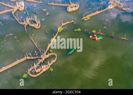 Schöner Bao Lam See in der Provinz Lam Dong im Süden Vietnams Stockfoto