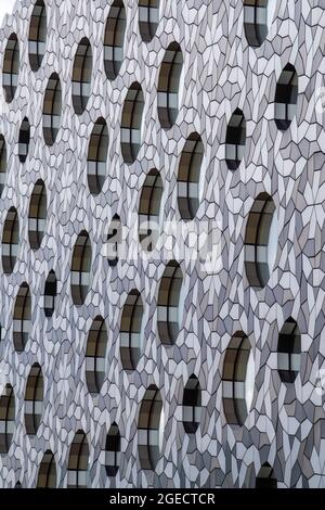 Nahaufnahme des Ravensbourne University Building in North Greenwich London, England Stockfoto