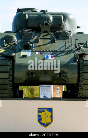 Sherman-Panzer „Normandie“, 2. Anlandungsdenkmal der französischen Panzerdivision, Departement Manche, Cotentin, Region Normandie, Frankreich Stockfoto