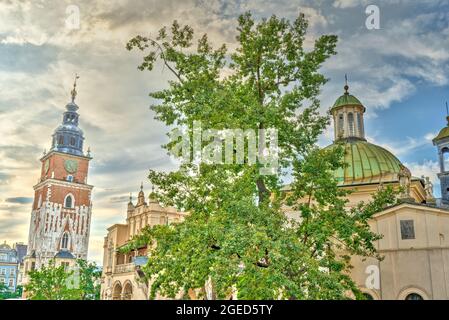 Krakau Altstadt bei sonnigem Wetter, HDR Bild Stockfoto