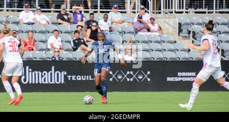 Louisville, Usa. August 2021. Kadidiatou Diani (11 PSG) beim Womens Cup-Spiel zwischen dem FC Bayern und Paris Saint-Germain im Lynn Family Stadium in Louisville, Kentucky. KEINE KOMMERZIELLE NUTZUNG Kredit: SPP Sport Pressefoto. /Alamy Live News Stockfoto