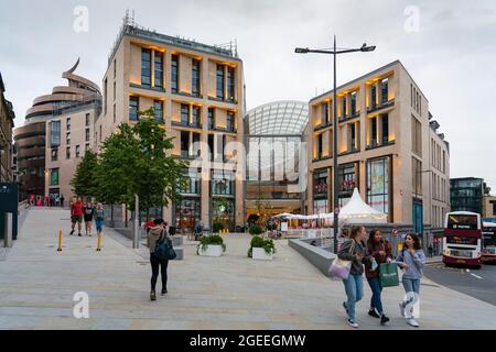 Außenansicht des neuen Einkaufszentrums im St James Quarter in Edinburgh, Schottland, Großbritannien Stockfoto