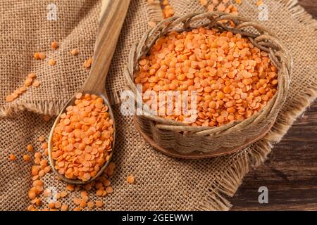 Sehr Gesunde Nahrung; Rohe Geschälte Rote Linsen Stockfoto