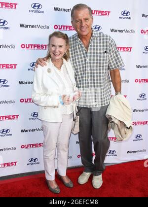 Los Angeles, Usa. August 2021. LOS ANGELES, KALIFORNIEN, USA - 19. AUGUST: Die Schauspielerin Juliet Mills und ihr Mann/Schauspieler Maxwell Caulfield kommen zur 2021 Outfest Los Angeles LGBTQ Film Festival Vorführung von 'The Sixth Reel', die am 19. August 2021 in Los Angeles, Kalifornien, USA, bei der Directors Guild of America stattfand. (Foto: Xavier Collin/Image Press Agency/Sipa USA) Quelle: SIPA USA/Alamy Live News Stockfoto
