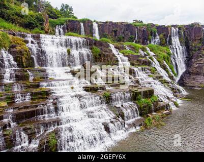 Schöner Pongour Wasserfall Lam Dong Provinz Südvietnam Stockfoto