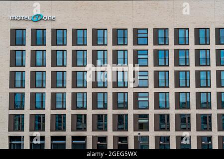 Neubau des Hotels Mote-One auf der Kölner Messe in Köln-Deutz, NRW, Stockfoto