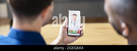 Medizinischer Arzt Video-Telefonkonferenz Auf Mobiltelefon Stockfoto